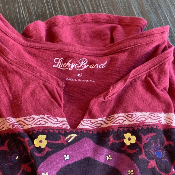 Lucky brand ladies three-quarter sleeve T-shirt in size extra small. - Picture 3 of 6